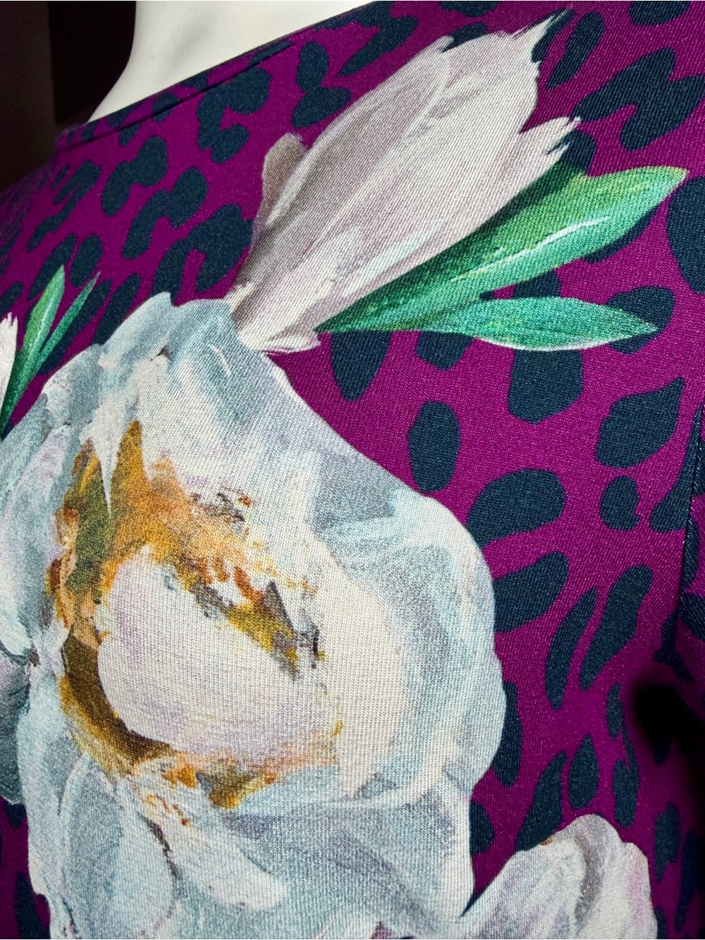Ted Baker Purple Leopard & Floral Print Short Sleeve Blouse Top, Sz 3/Medium - Picture 2 of 11